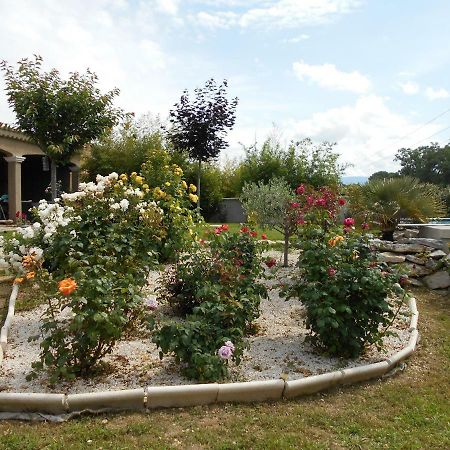 Chez Lulu Hotel Saint-Saturnin-d'Apt Kültér fotó